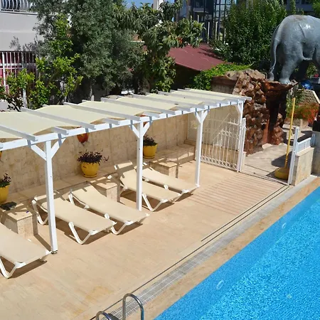 Safari Studio13 Apart Otel Side
